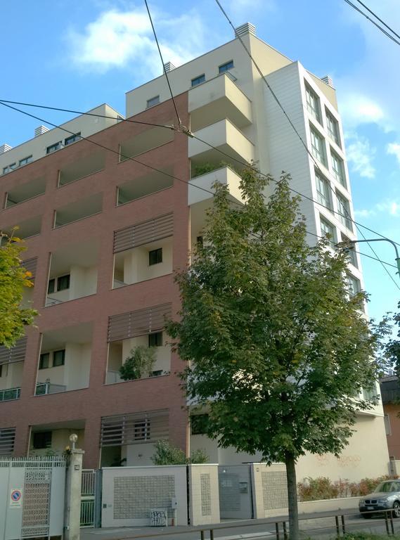 Ornato Garden Apartment Милано Екстериор снимка